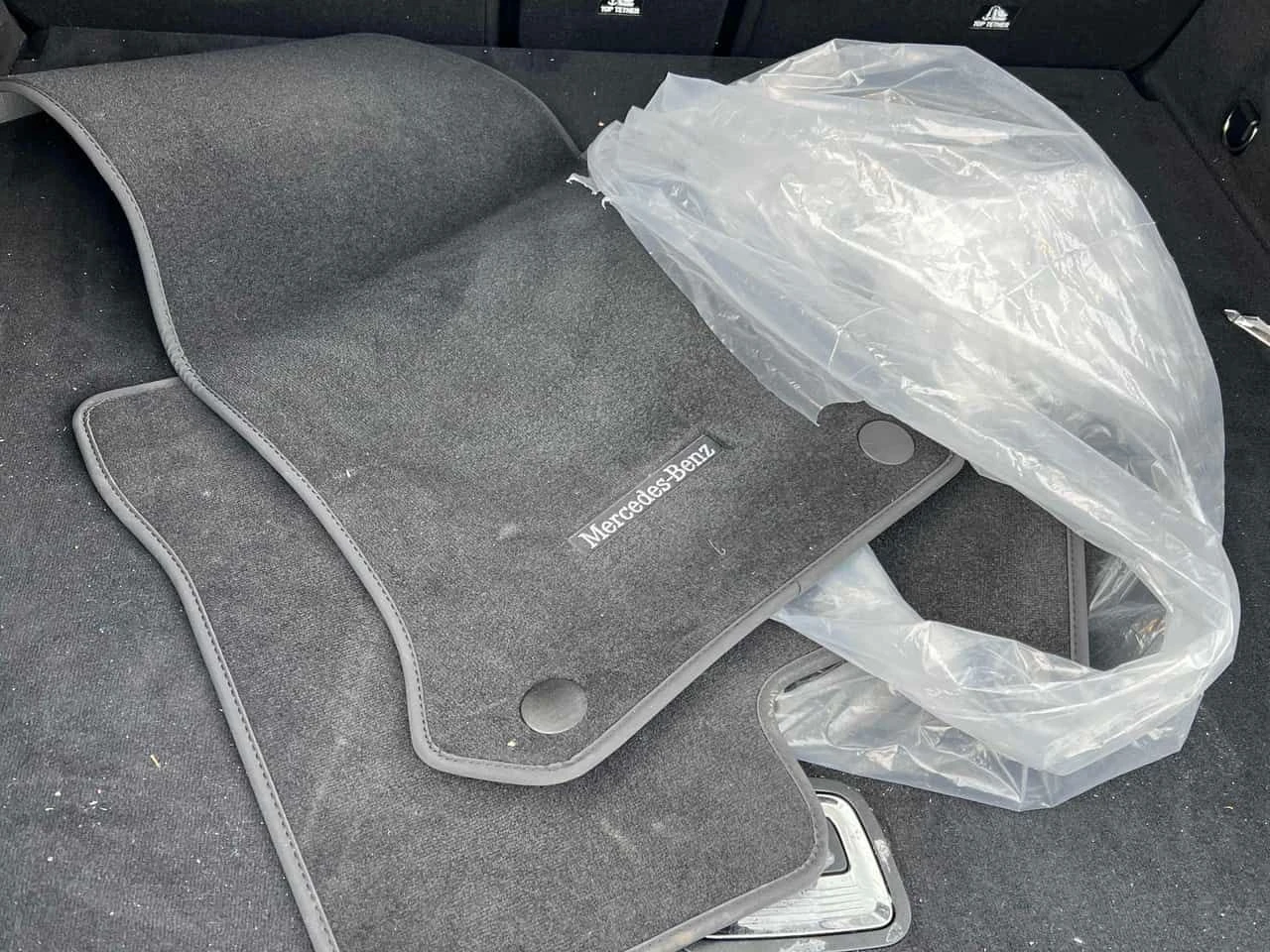 Mercedes-Benz GLC 300 * 360 * ���������� ����� * ������� * ������� | Mobile.bg � ����������� 11