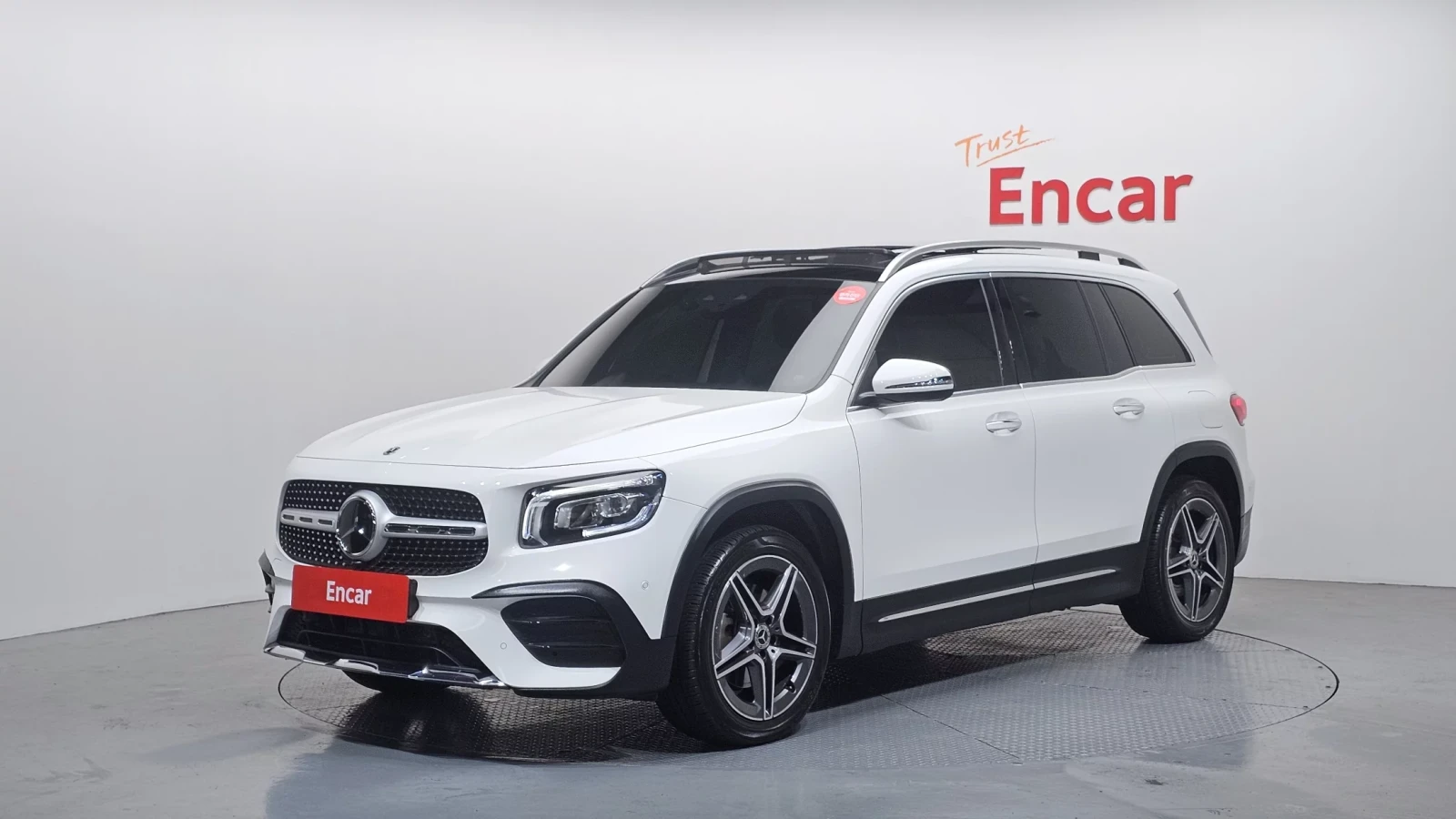 Mercedes-Benz GLB 250 4MATIC| AMG PACK| КАМЕРА| ОПЦИЯ ЗА ЛИЗИНГ