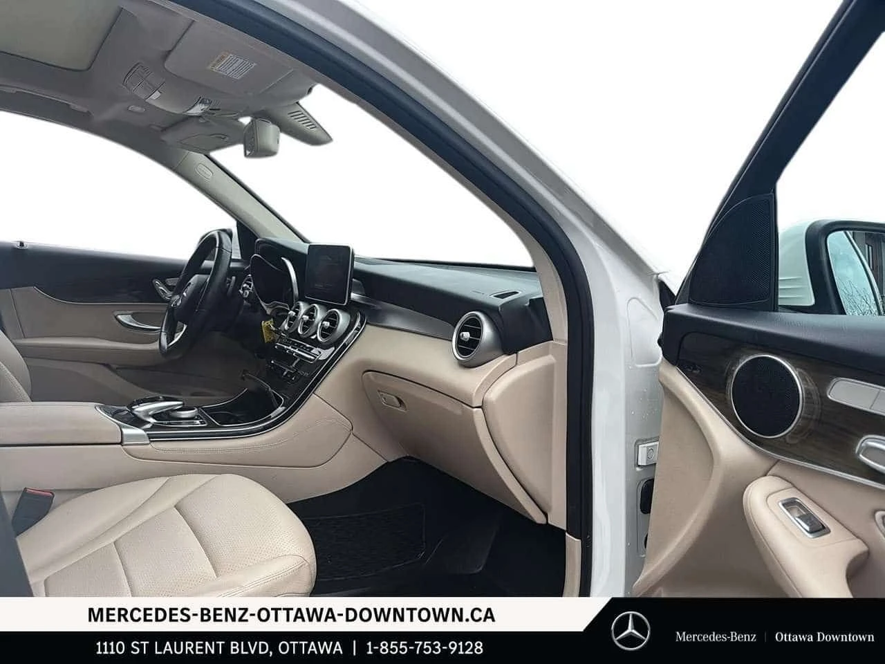 Mercedes-Benz GLC * 4MATIC SUV Premium package / * CARFAX * ЦЕНА ДО , снимка 17 - Автомобили и джипове - 54781999