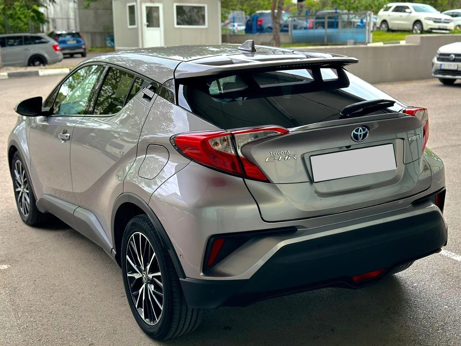 Toyota C-HR 1.8 Hybrid | Mobile.bg � ����������� 12