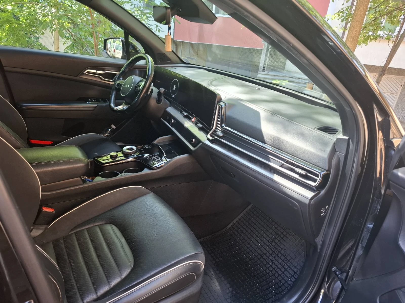 Kia Sportage GT-Line 1.6T HPE MHEV 7AT 4x4 ГАРАНЦИЯ, снимка 6 - Автомобили и джипове - 55085188