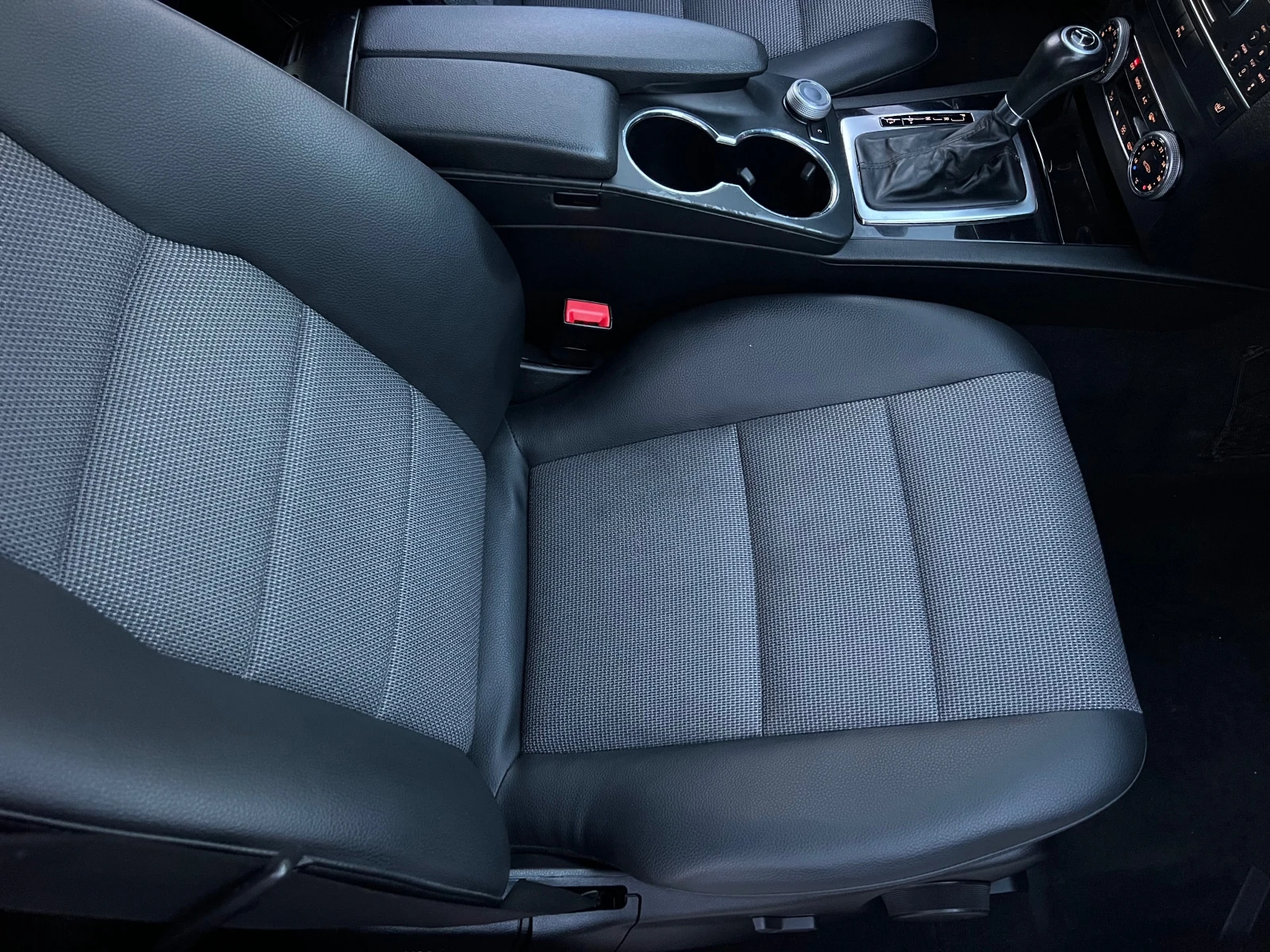 Mercedes-Benz GLK 220CDI NAVI/PODGREV/KOJA/UNIKAT, снимка 14 - Автомобили и джипове - 55075794