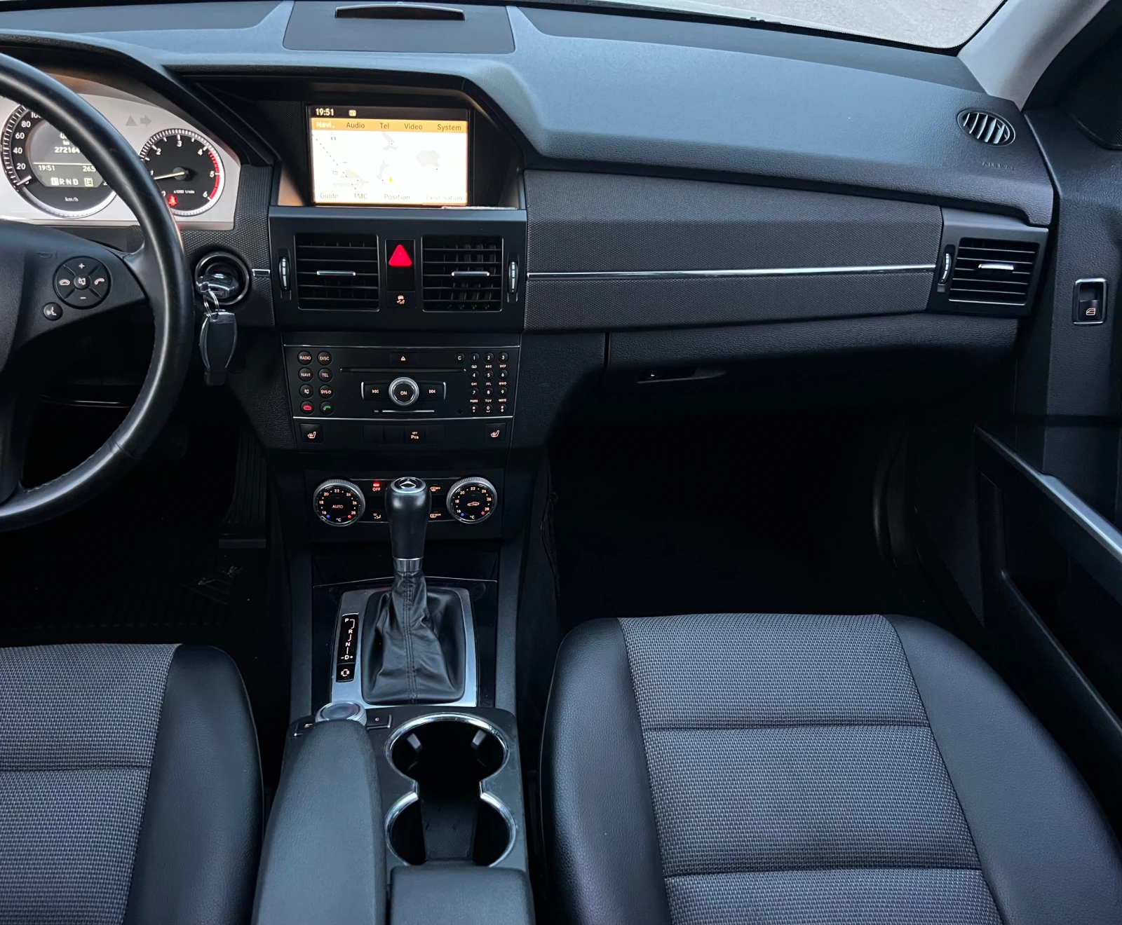 Mercedes-Benz GLK 220CDI NAVI/PODGREV/KOJA/UNIKAT, снимка 15 - Автомобили и джипове - 55075794