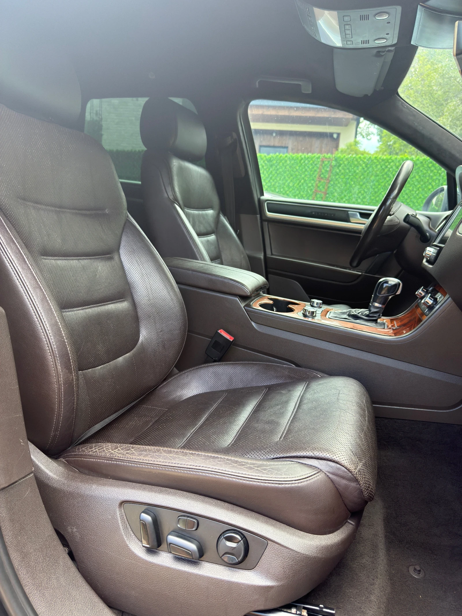 VW Touareg 3.0 TDI R Line, снимка 8 - Автомобили и джипове - 55108812