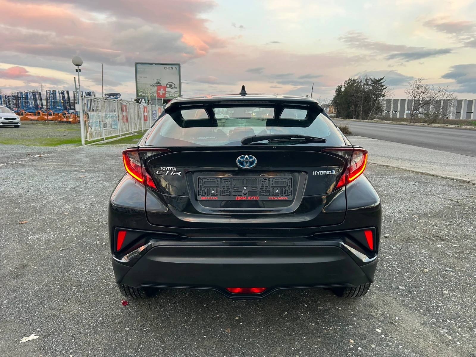 Toyota C-HR HYBRID / ЕВРО6 / 100 000 км / FACELIFT , снимка 6 - Автомобили и джипове - 55711023