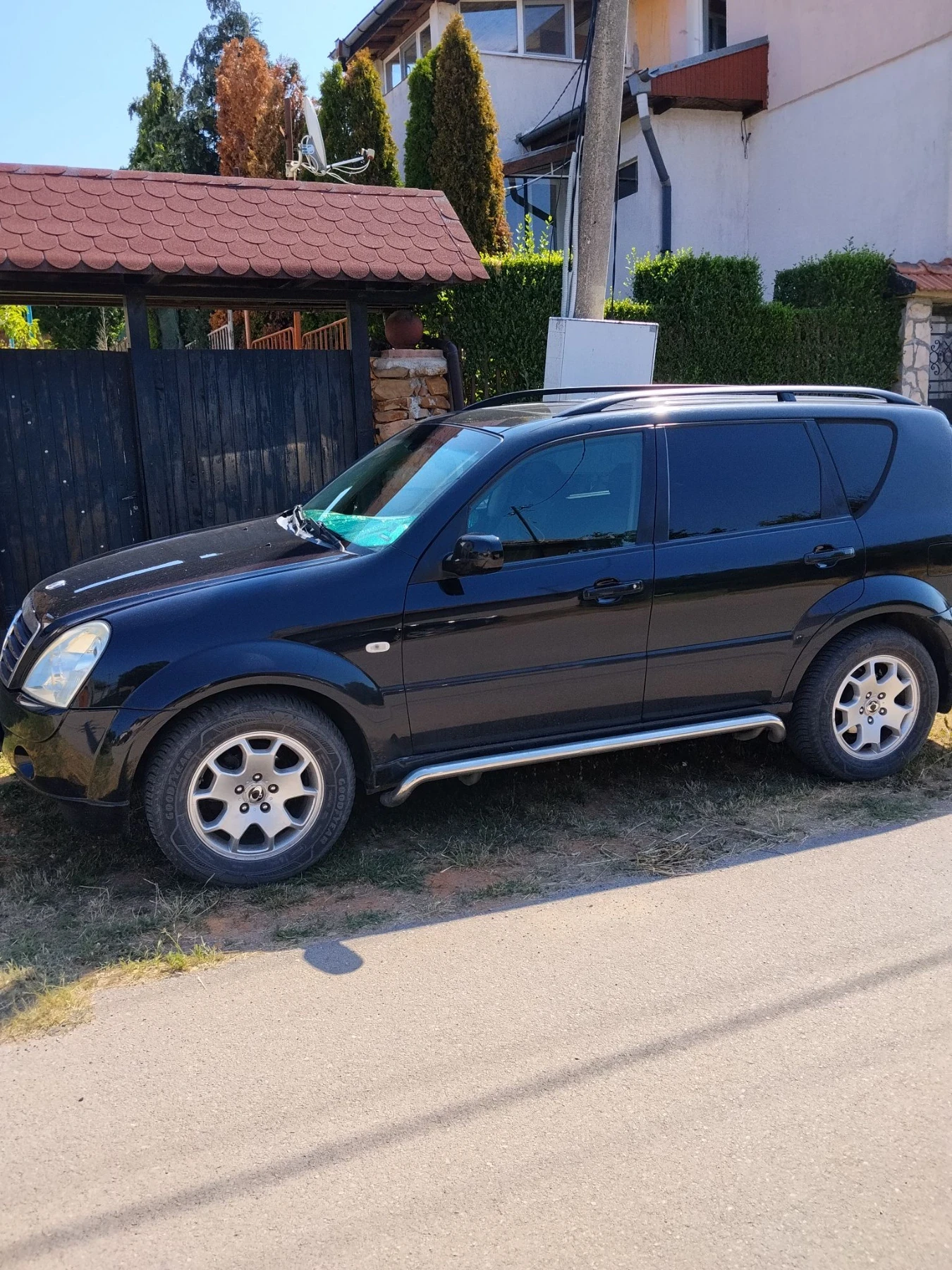 SsangYong Rexton, снимка 3 - Автомобили и джипове - 56527116