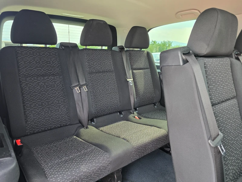 Mercedes-Benz Vito 2.0D 136кс 8 места МОДЕЛ 2022 година, снимка 16 - Бусове и автобуси - 51133596