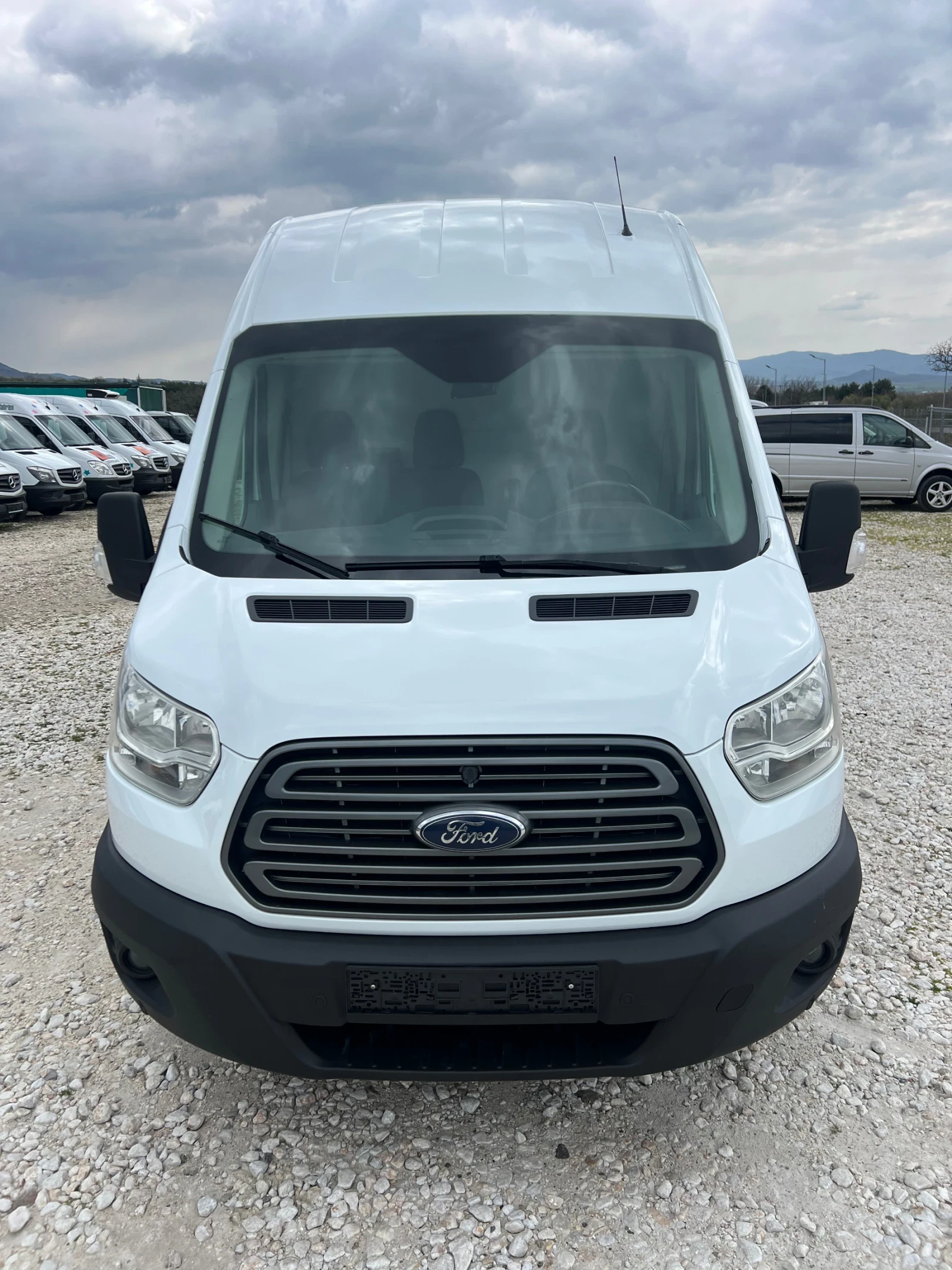 Ford Transit EURO6, снимка 3 - Бусове и автобуси - 54221498