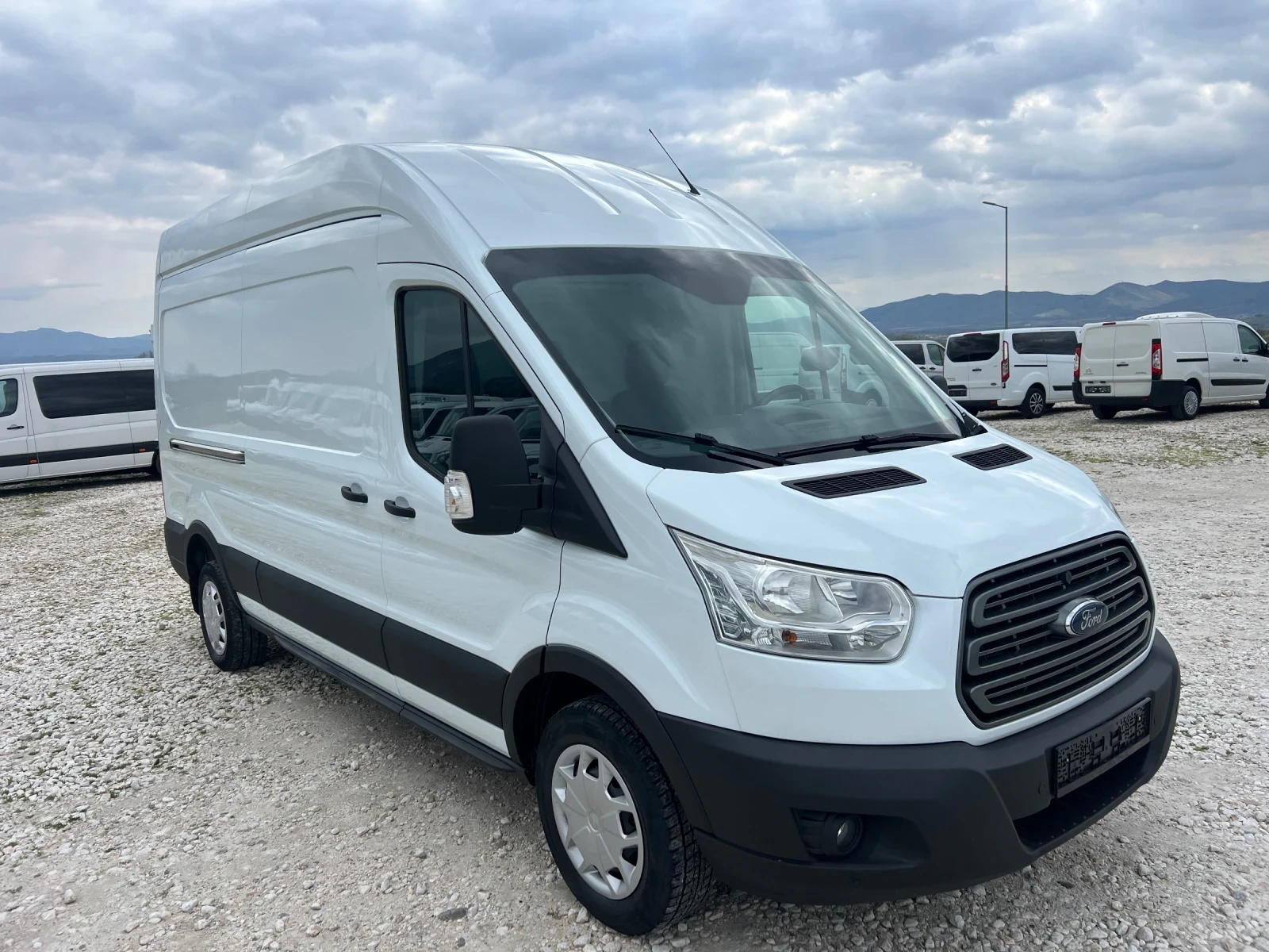 Ford Transit EURO6, снимка 2 - Бусове и автобуси - 54221498