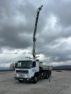 Volvo Fm 7 Самосвал с кран, снимка 12