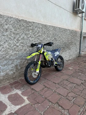 ������ Husqvarna TE