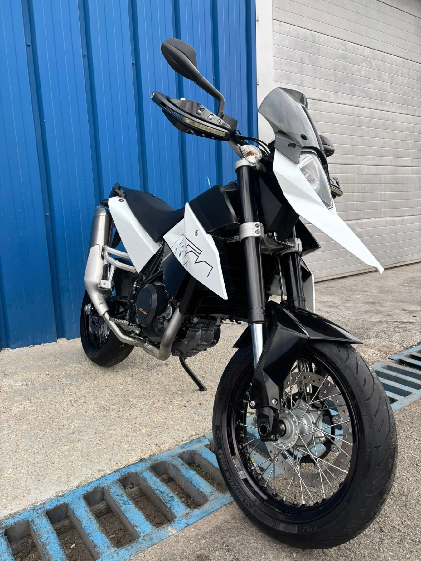Ktm SMC 690 - изображение 2