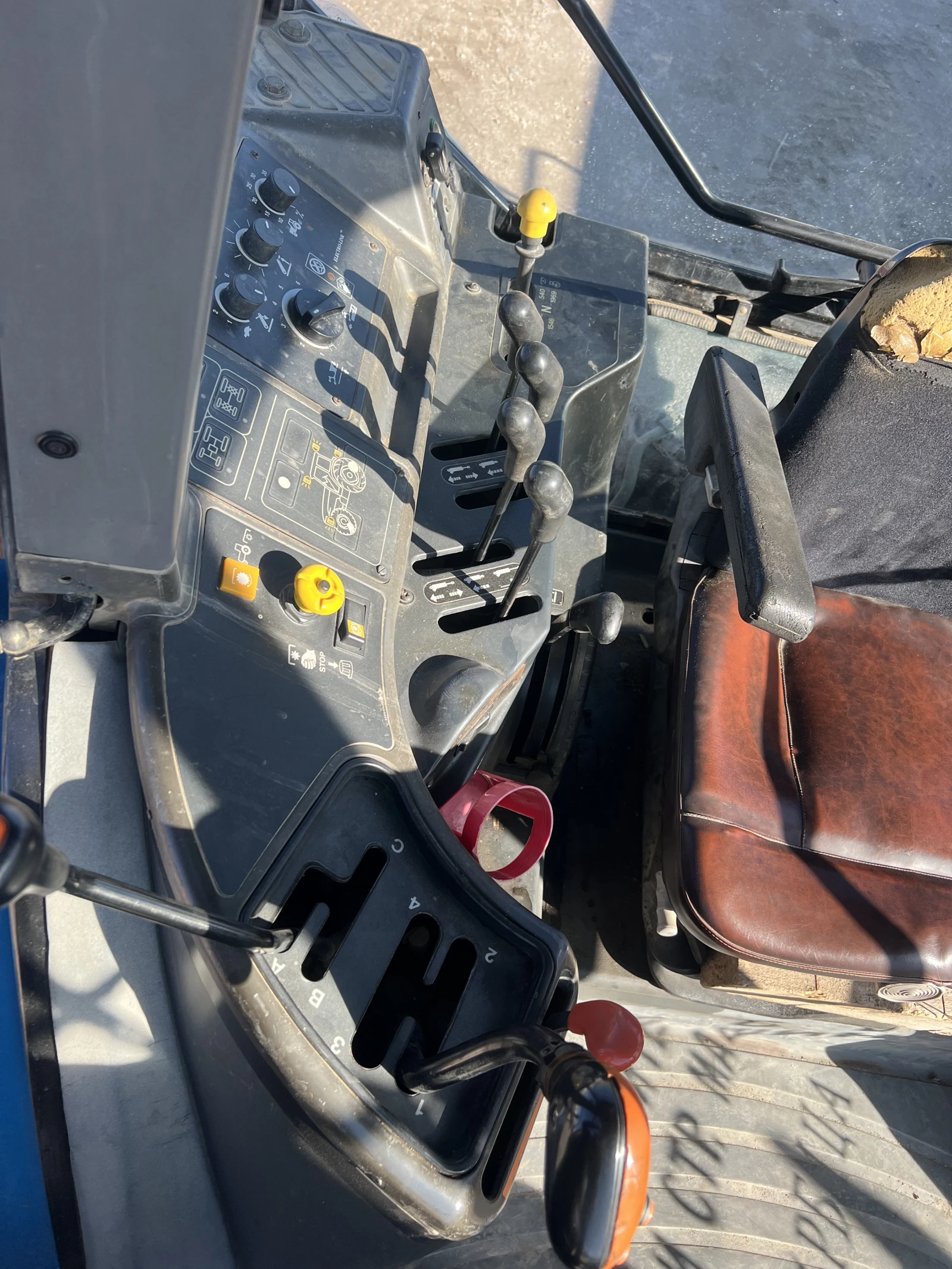  New Holland 8160 - 4WD , ,  | Mobile.bg   13