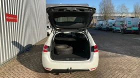 Peugeot 308 SW 1.2i Allure , снимка 5