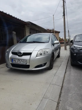Toyota Auris, снимка 1