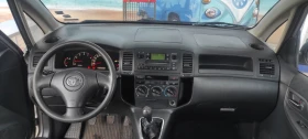 Toyota Corolla verso, снимка 10