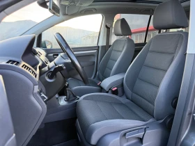 VW Touran 2.0 TDI / NAVI / PANORAMA / PODGREV / PARKTRONIC  - 12500 лв. / 6391.15 € - 10752070 9