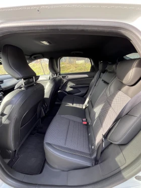 Renault Arkana tehno TCe mild hibrid TCE, снимка 14 - Автомобили и джипове - 53606128