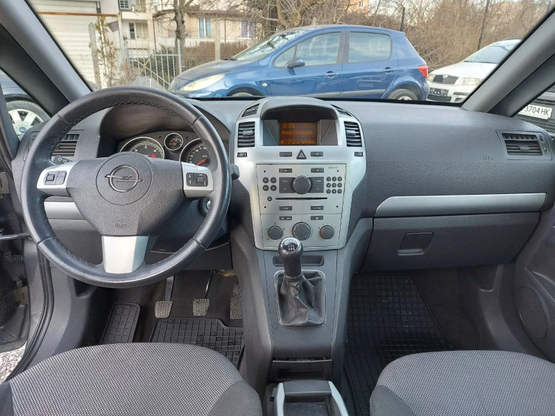 Opel Zafira, снимка 10 - Автомобили и джипове - 47352857