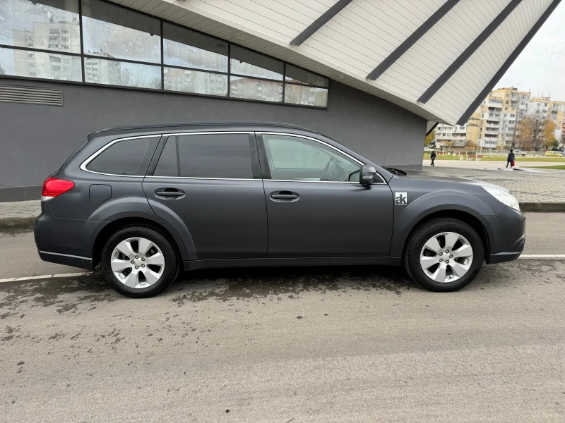 Subaru Outback 2.5i AWD, снимка 5 - Автомобили и джипове - 47966566