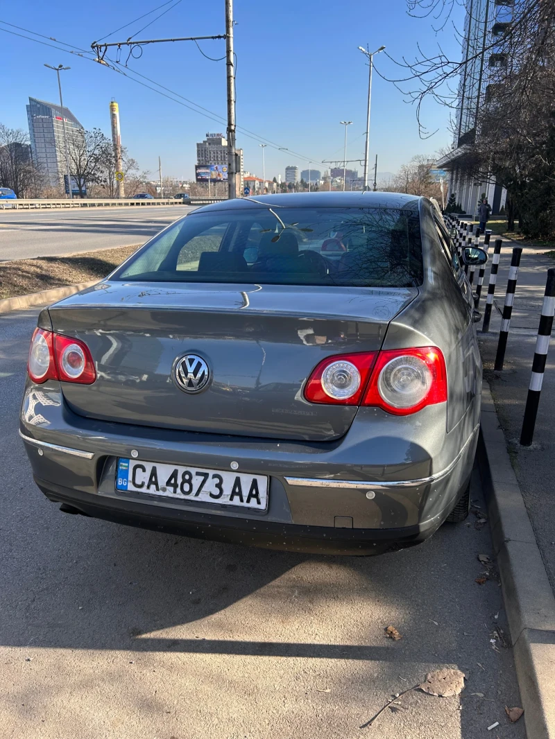 VW Passat, снимка 4 - Автомобили и джипове - 49068857