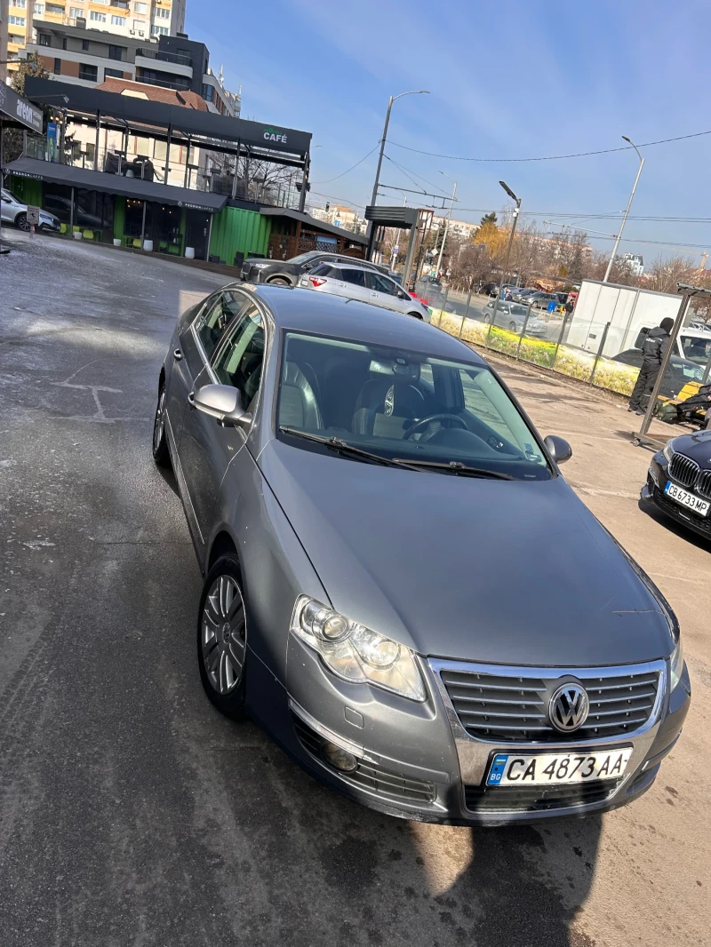 VW Passat, снимка 13 - Автомобили и джипове - 49068857