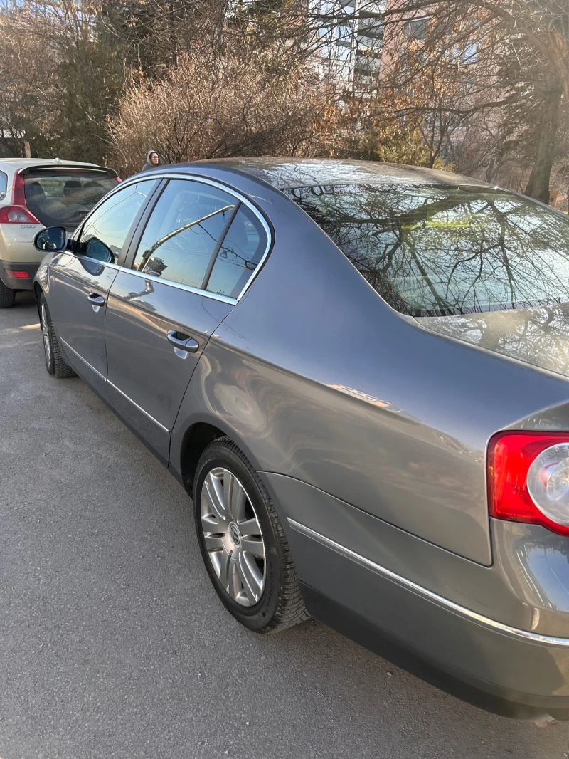 VW Passat, снимка 5 - Автомобили и джипове - 49068857