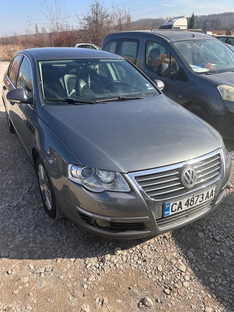 VW Passat, снимка 14 - Автомобили и джипове - 49068857