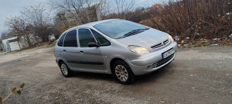 Citroen Xsara picasso 2.0 HDI, снимка 4 - Автомобили и джипове - 49466767