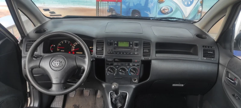 Toyota Corolla verso, снимка 10 - Автомобили и джипове - 49521098