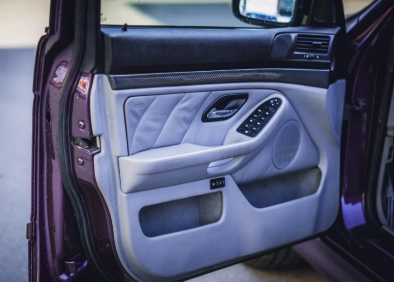 BMW 530 iA, снимка 9 - Автомобили и джипове - 52572411