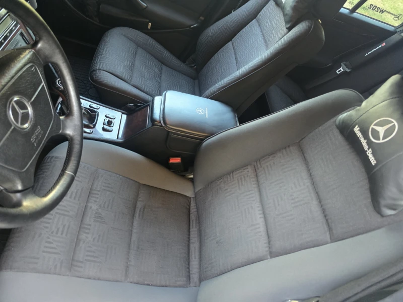 Mercedes-Benz C 200 kompressor, снимка 9 - Автомобили и джипове - 51750827