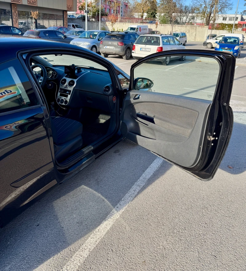 Opel Corsa, снимка 8 - Автомобили и джипове - 52363016