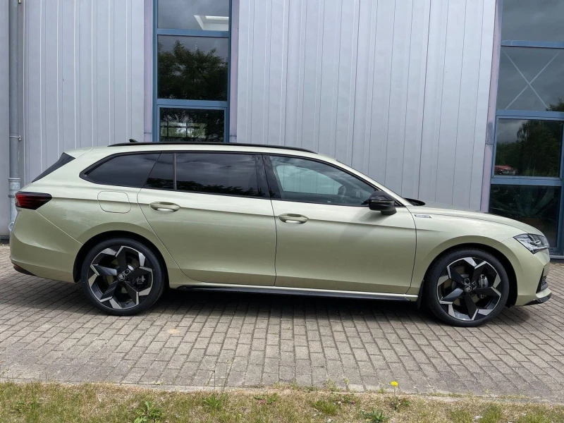 Skoda Superb 2.0TSI* SPORT-LINE* 4X4* DISTR* MEMORY* CANTON* CA, снимка 4 - Автомобили и джипове - 52455585