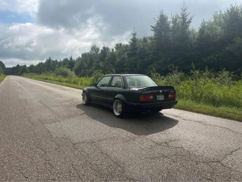 BMW 325 CARFAX* АВТОФИНАНСИРАНЕ БЕЗ ПЪРВОНАЧАЛНА ВНОСКА, снимка 4 - Автомобили и джипове - 52773958