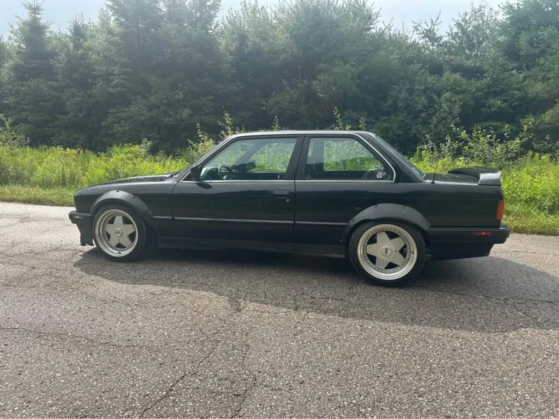 BMW 325 CARFAX* АВТОФИНАНСИРАНЕ БЕЗ ПЪРВОНАЧАЛНА ВНОСКА, снимка 3 - Автомобили и джипове - 52773958