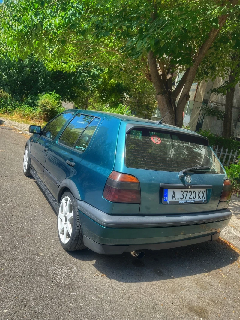 VW Golf 1.9 tdi, снимка 5 - Автомобили и джипове - 53078703