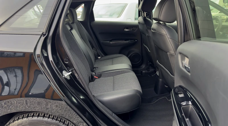 Honda Jazz 1.5i HiBRiD 109кс.CarPlay Подгрев LED , снимка 16 - Автомобили и джипове - 53432721