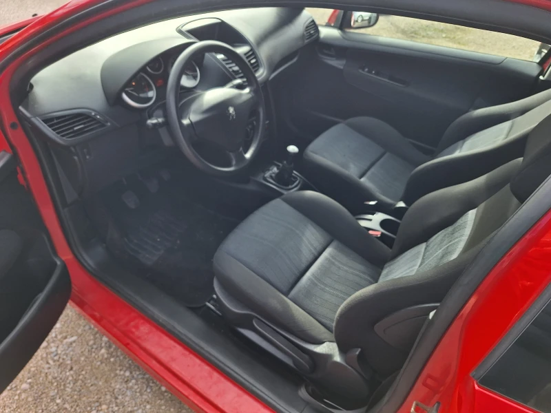 Peugeot 207 1.4i, снимка 13 - Автомобили и джипове - 53501850