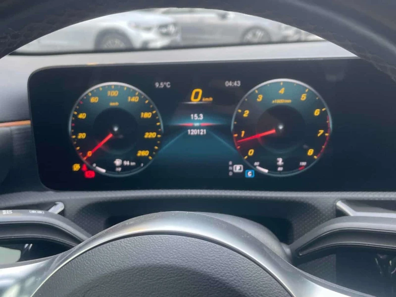 Mercedes-Benz A 250 * CARFAX * PANO * ПОДГРЕВ * ОТ ПРЕДСТАВИТЕЛСТВО * , снимка 8 - Автомобили и джипове - 53584488