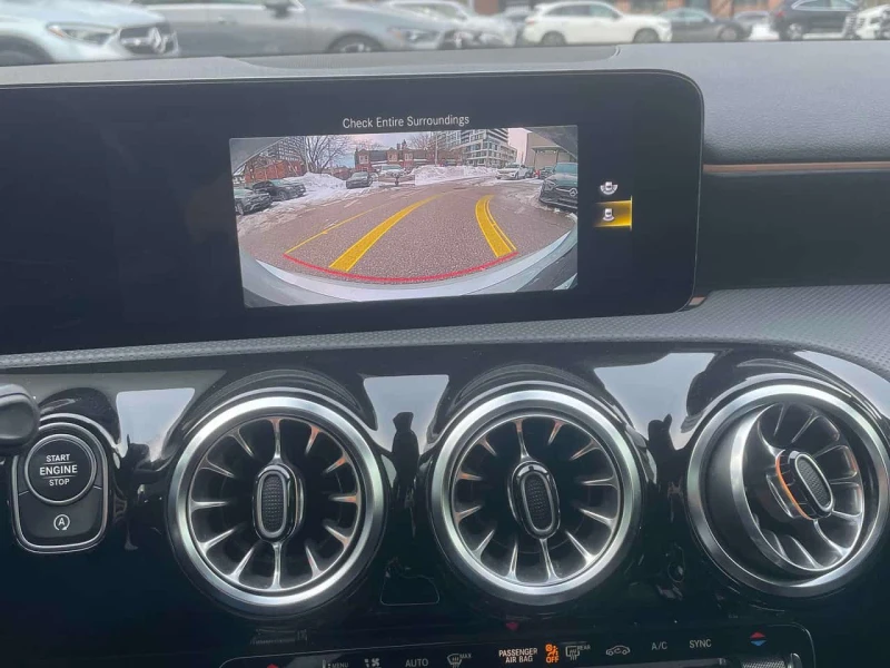 Mercedes-Benz A 250 * CARFAX * PANO * ПОДГРЕВ * ОТ ПРЕДСТАВИТЕЛСТВО * , снимка 9 - Автомобили и джипове - 53584488