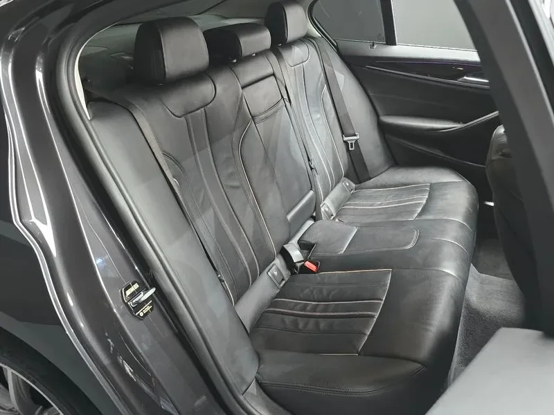 BMW 520 I G30 LUXURY| HEAD UP| �������| �����| ������� | Mobile.bg � ����������� 12