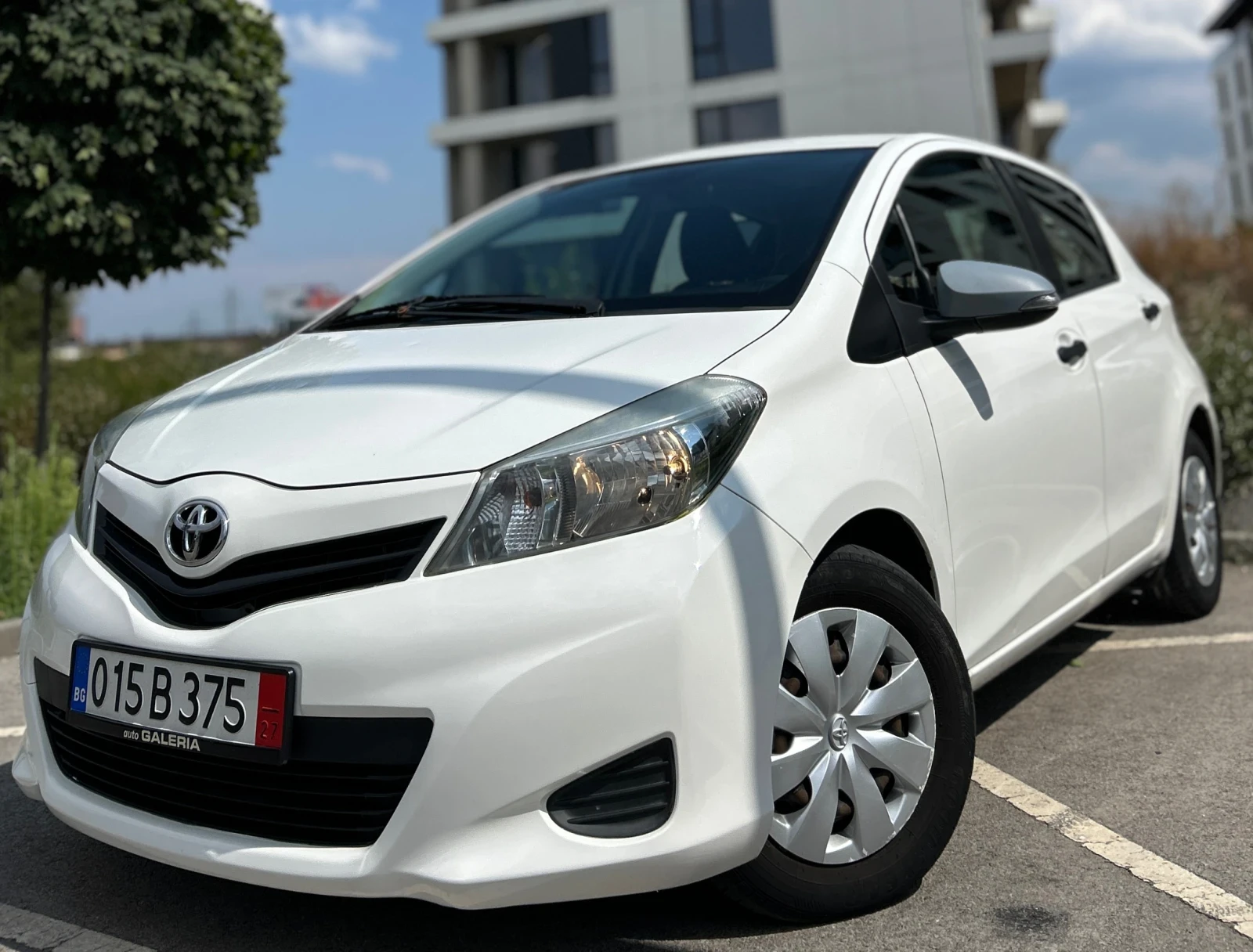Toyota Yaris  - изображение 5