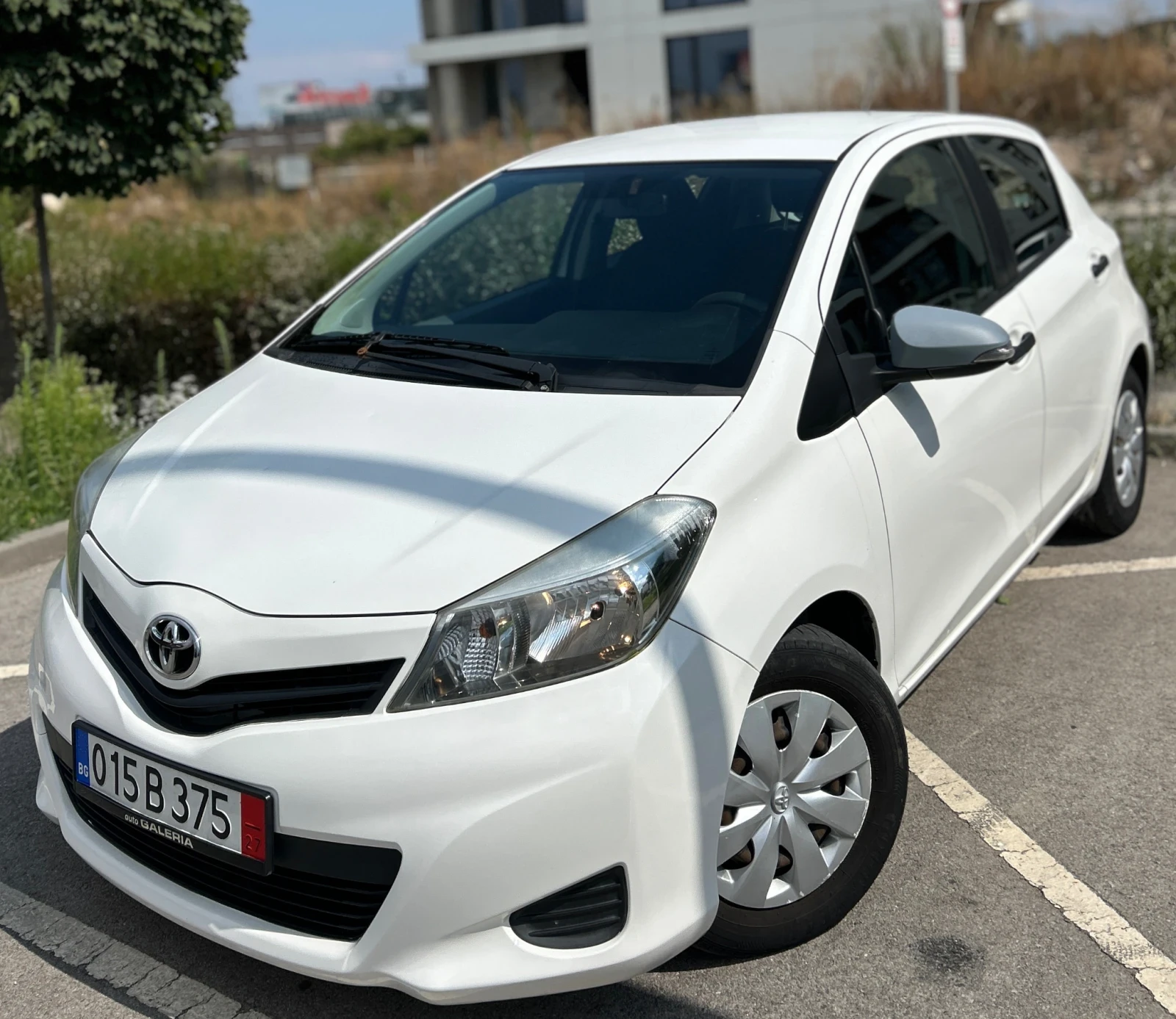 Toyota Yaris  - изображение 6