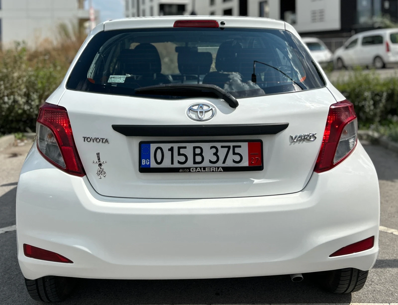 Toyota Yaris  - изображение 9