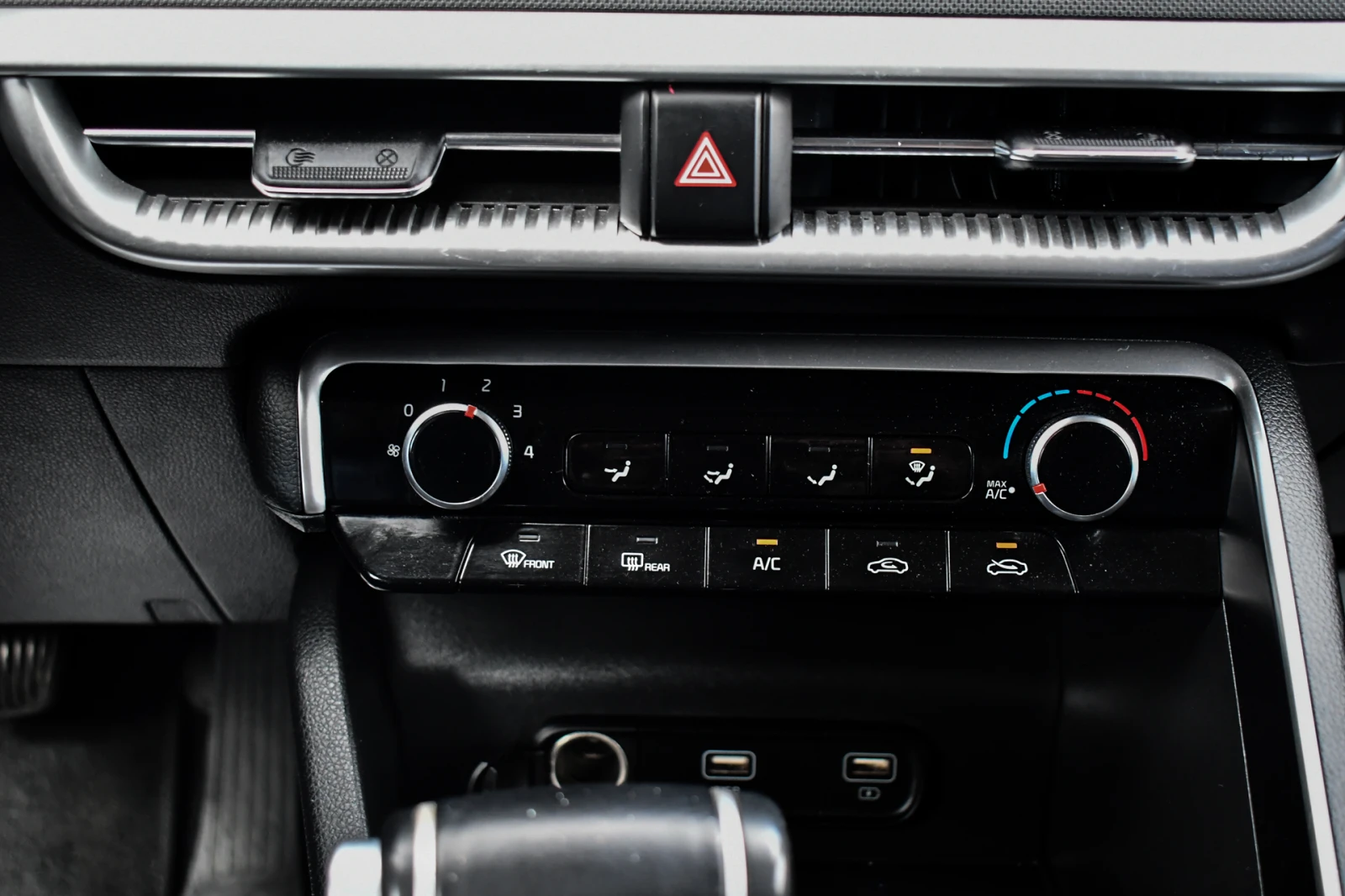 Kia K5 2.0 LPI | Mobile.bg   16