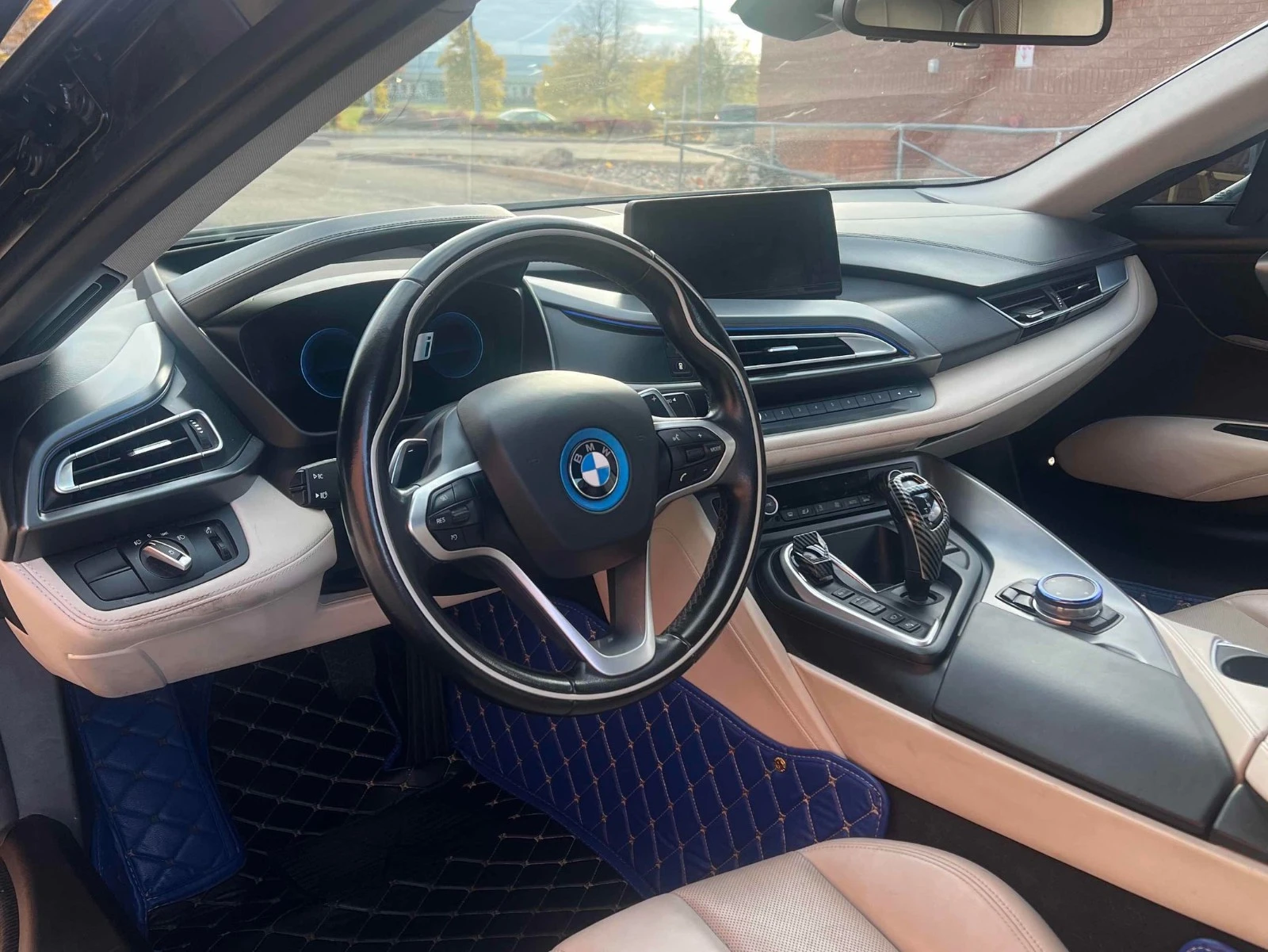 BMW i8 CARFAX АВТО КРЕДИТ  - изображение 7