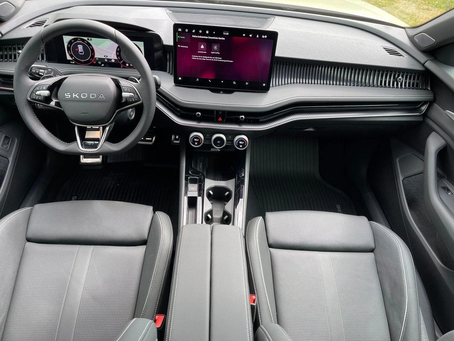 Skoda Superb 2.0TSI* SPORT-LINE* 4X4* DISTR* MEMORY* CANTON* CA | Mobile.bg   14