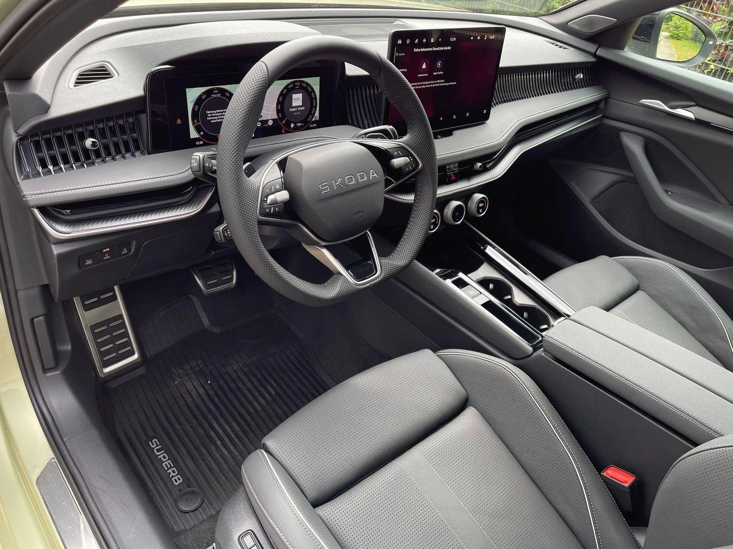 Skoda Superb 2.0TSI* SPORT-LINE* 4X4* DISTR* MEMORY* CANTON* CA | Mobile.bg   11