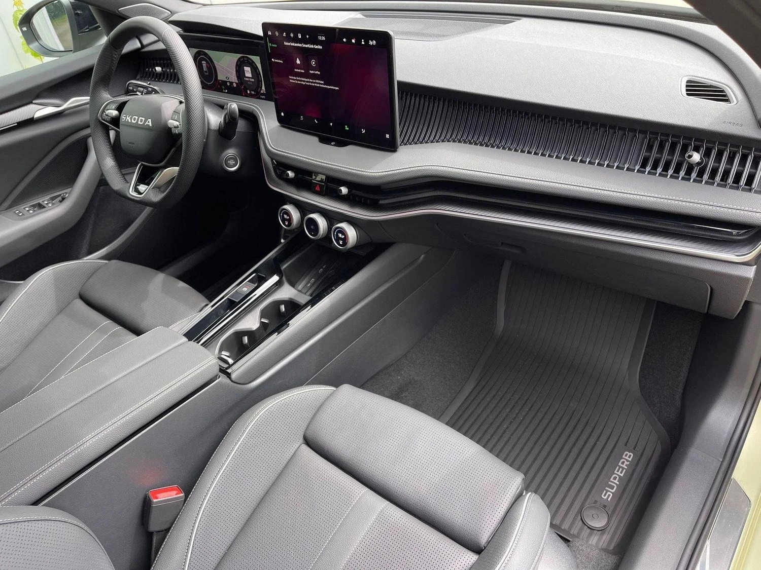 Skoda Superb 2.0TSI* SPORT-LINE* 4X4* DISTR* MEMORY* CANTON* CA | Mobile.bg   15